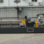 Plastic granules making machine/ Twin screw extruder